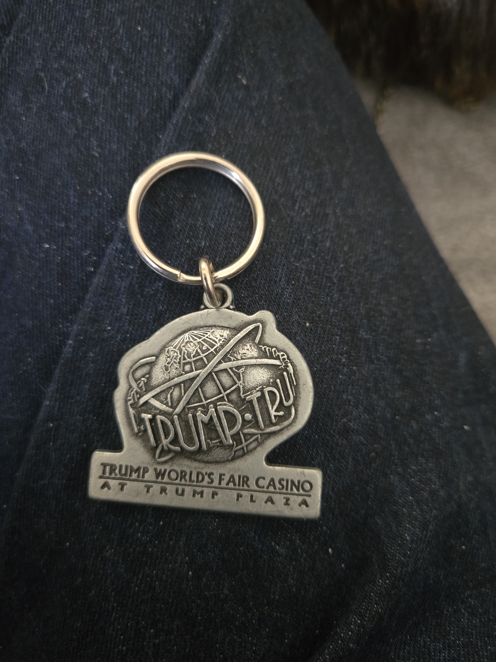 Trump World’s Fair Casino Pewter Keychain - Silver